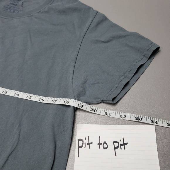 fruit of the loom basic gray crew neck short sleeve tshirt size medium - Picture 5 of 7